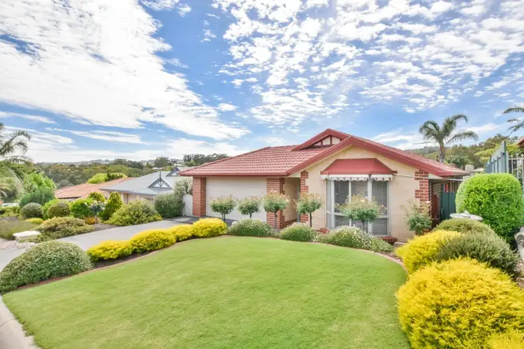 15 Glen Eyre Court, Aberfoyle Park SA 5159
