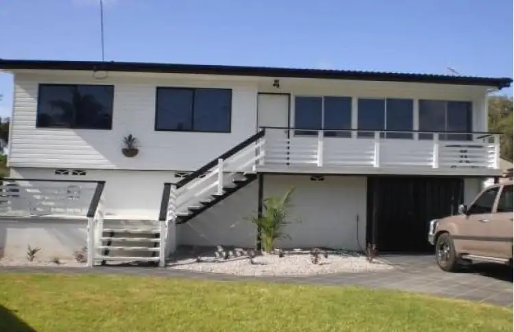 15 Wendy Crescent, Clontarf QLD 4019