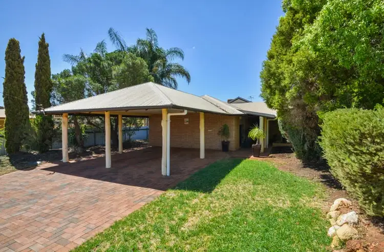11 Fairetha Place, Kalgoorlie WA 6430