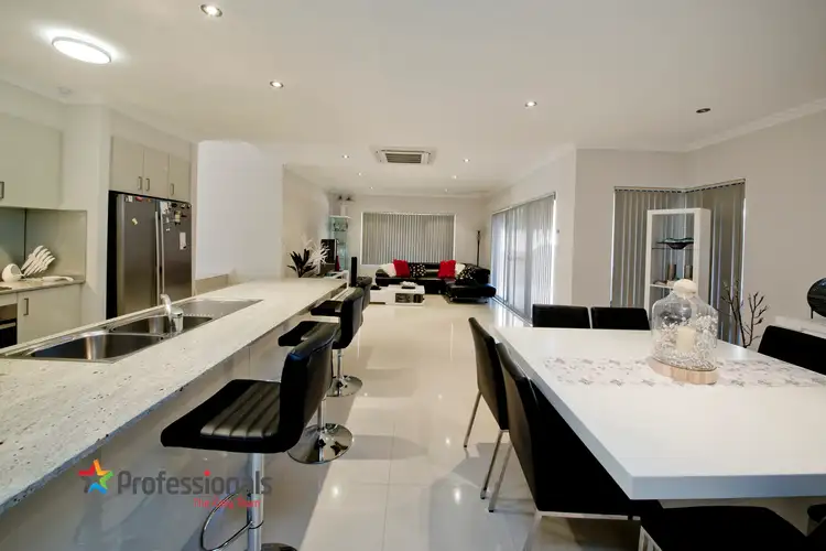 54A Poincaire Street, Stirling WA 6021