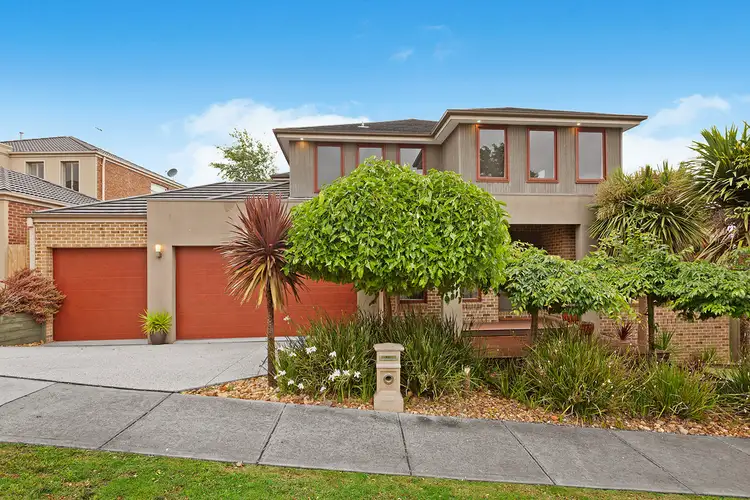 33 Viewgrand Drive, Berwick VIC 3806