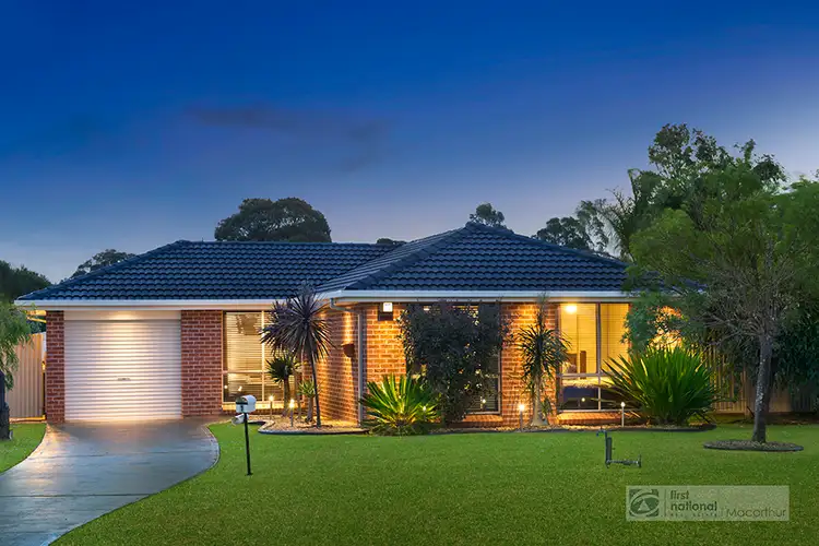 1 Fiveash Street, St Helens Park NSW 2560