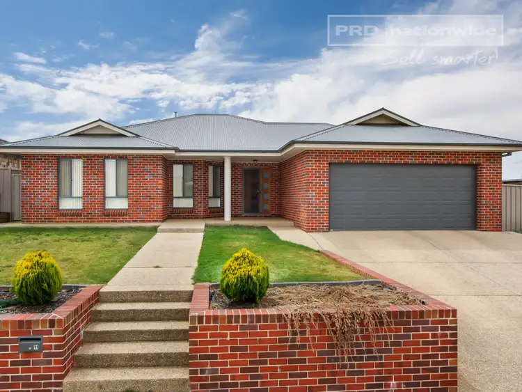 11 Bedervale Street, Bourkelands NSW 2650