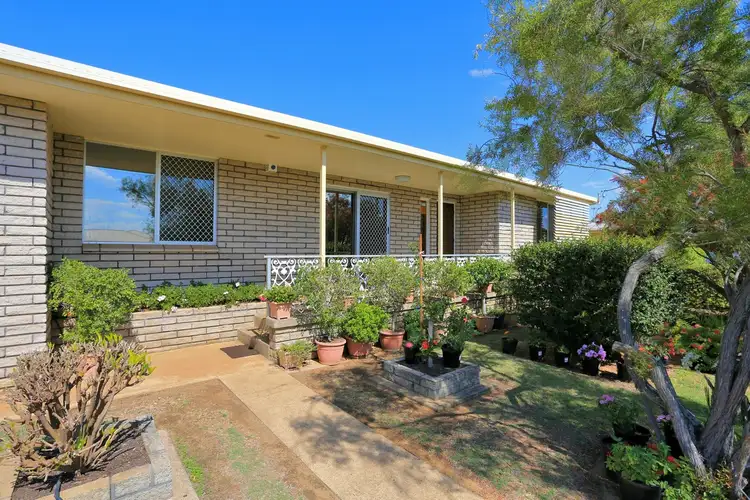 8 Kingsford Street, Kalkie QLD 4670