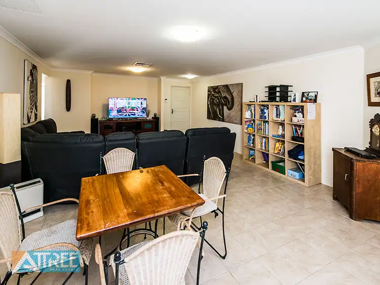 Sixth view of Homely house listing, 2/3 Paros Lane, Canning Vale WA 6155