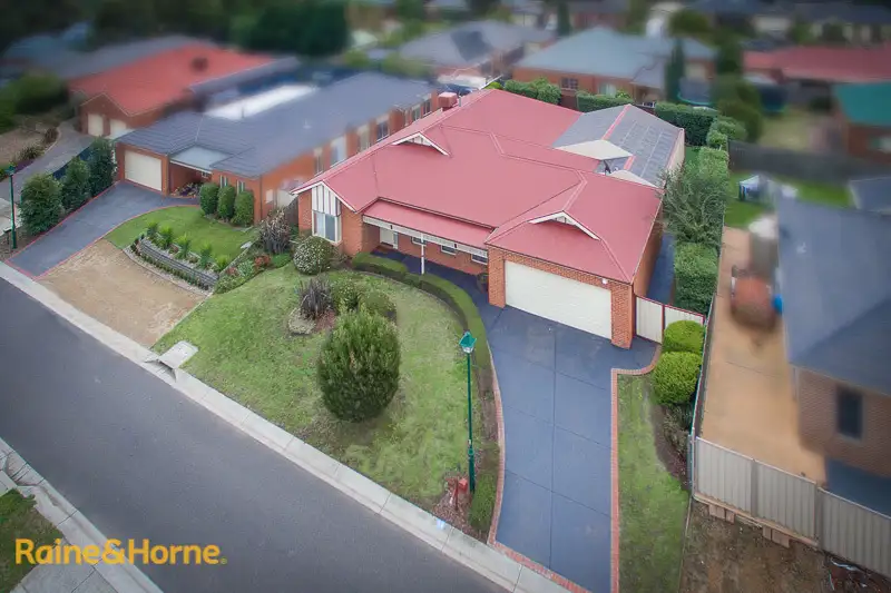 Main view of Homely house listing, 18 Duncraig Grove, Sunbury VIC 3429