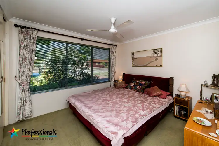 Fourth view of Homely house listing, 4 Ivanhoe pl, Gosnells WA 6110