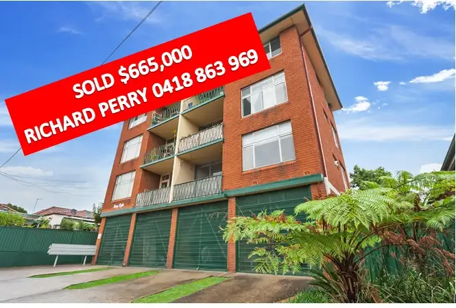 2/68 Illawarra Road, Marrickville NSW 2204