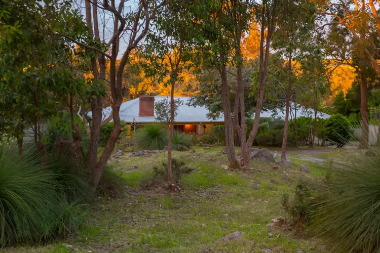 30 Emerald Place, Mount Richon WA 6112