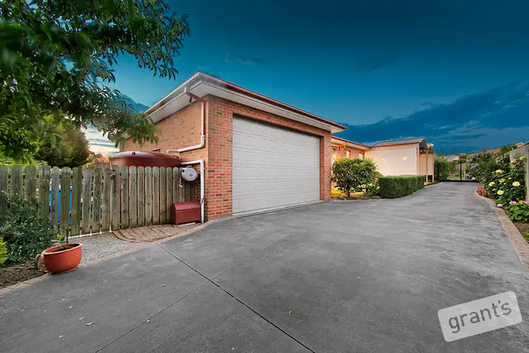 Fifth view of Homely house listing, 19 Milparinka Way, Berwick VIC 3806