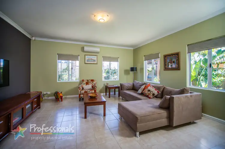 Sixth view of Homely house listing, 10 Kulin Pass, Canning Vale WA 6155