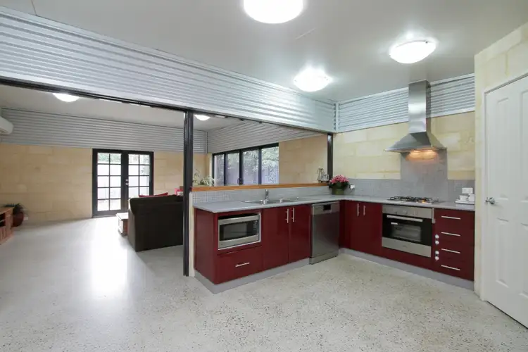 19a Schacht Crt, Myaree WA 6154