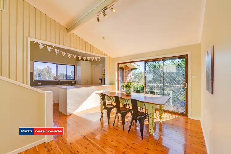 Second view of Homely house listing, 2 Maple Place, Tamworth NSW 2340