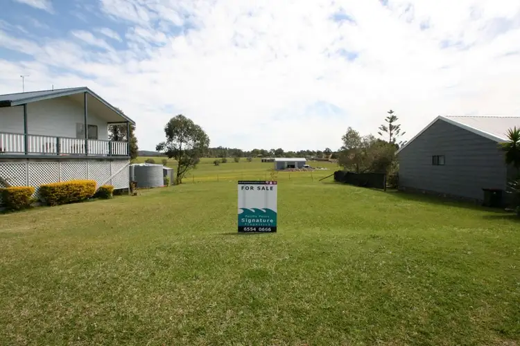17 Warramutty Street, Coomba Park NSW 2428