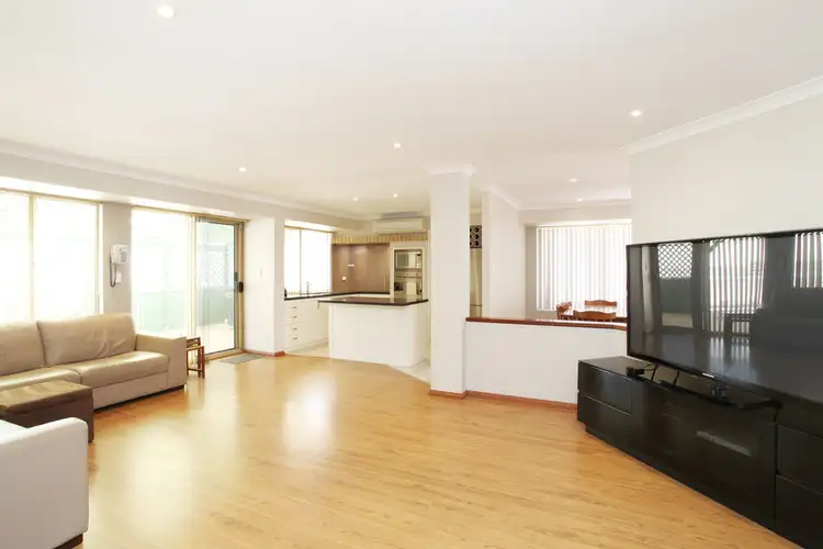 Sixth view of Homely house listing, 14 Windward Loop, Ocean Reef WA 6027