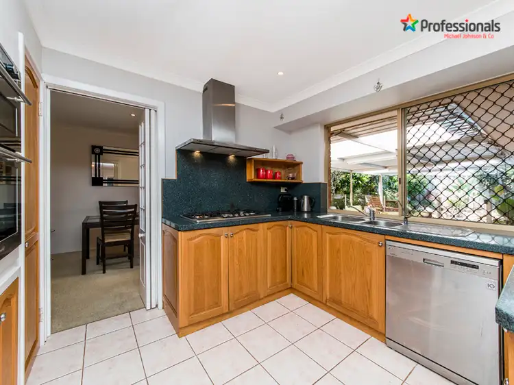 Sixth view of Homely house listing, 2 Kintyre Place, Kingsley WA 6026