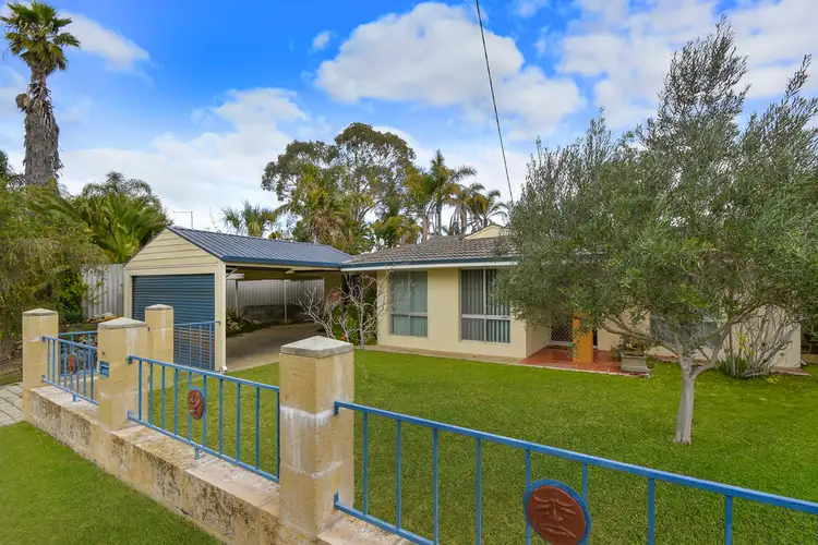 7 Vernon Place, Padbury WA 6025