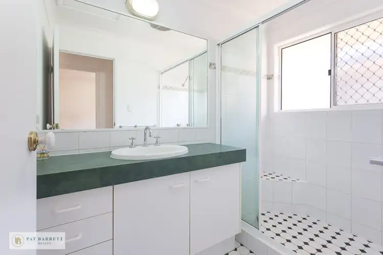 Fifth view of Homely house listing, 4 / 15 Burnett Street, Wellington Point QLD 4160
