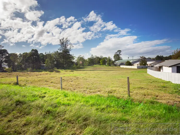 16 Windermere Road, Lochinvar NSW 2321