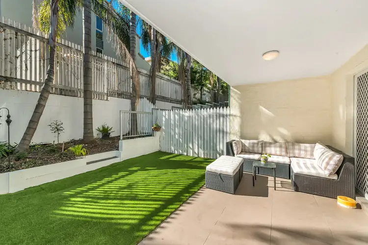 11 Lima St, Auchenflower QLD 4066