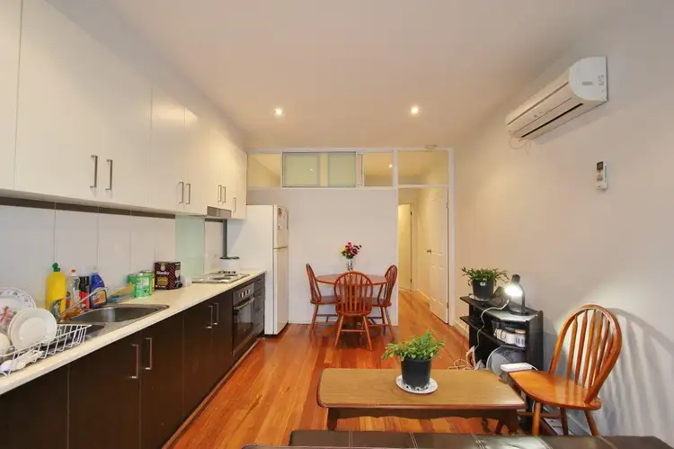98 Nicholson Street, Footscray VIC 3011
