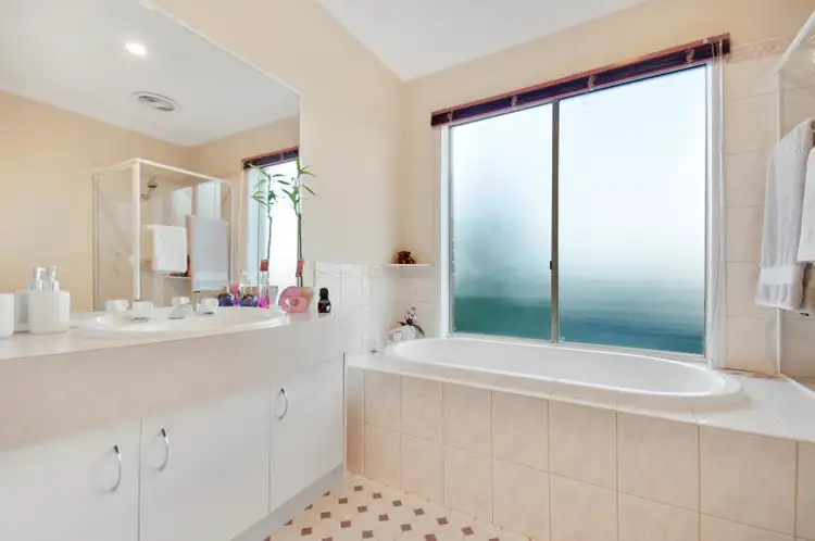 Sixth view of Homely house listing, 10 Stansfield Court, Frankston South VIC 3199