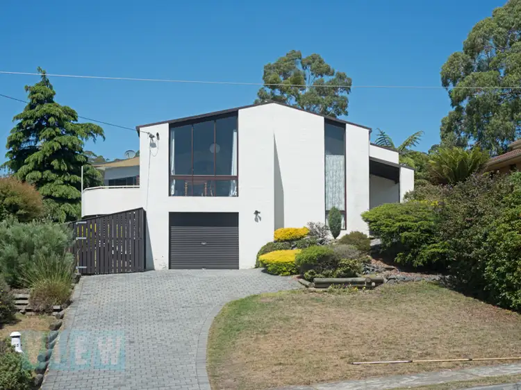63 Illawarra Road, Blackmans Bay TAS 7052