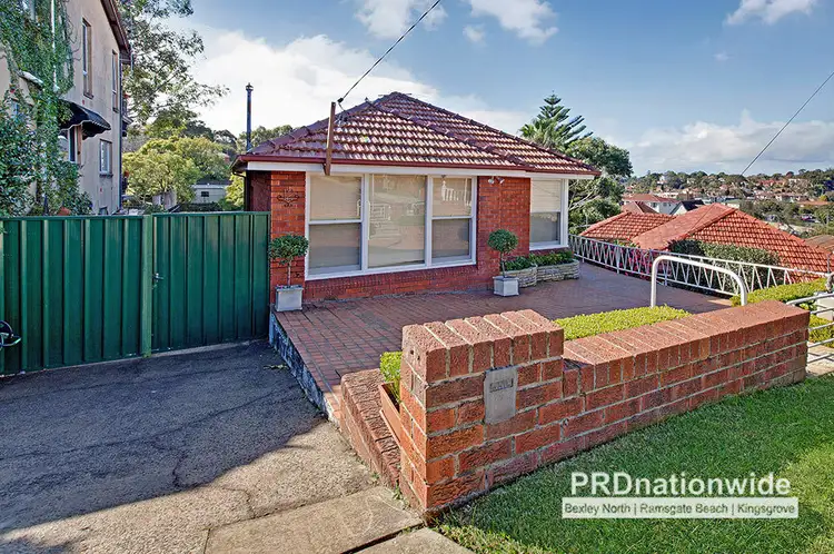12 Bardwell Crescent, Earlwood NSW 2206