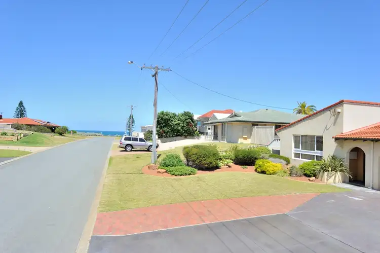 10 View Road, Safety Bay WA 6169