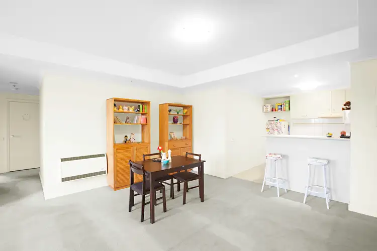 Third view of Homely apartment listing, 71/33 La Trobe Street, Melbourne VIC 3000