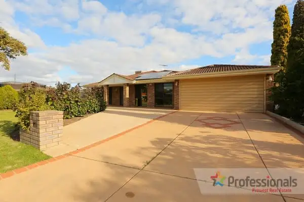 10 Torres Place, Willetton WA 6155