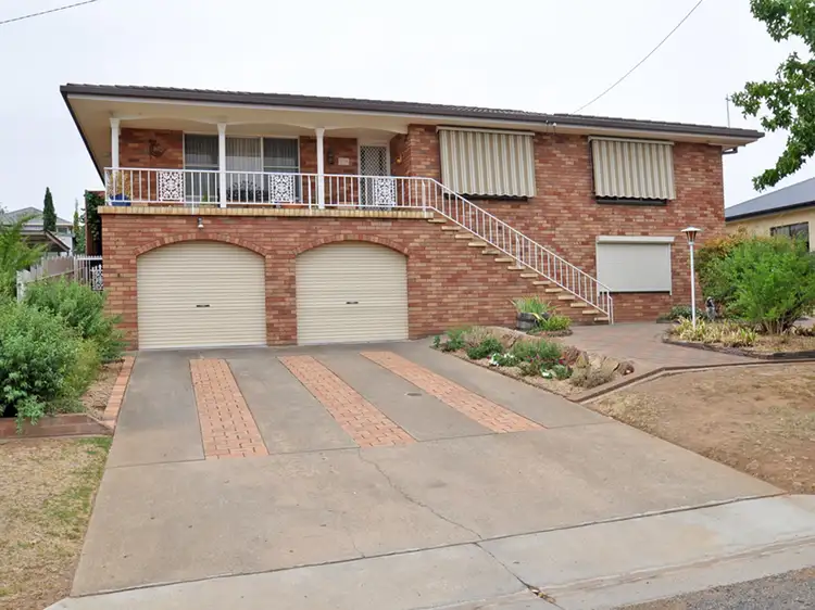 37 Marquis Street, Junee NSW 2663