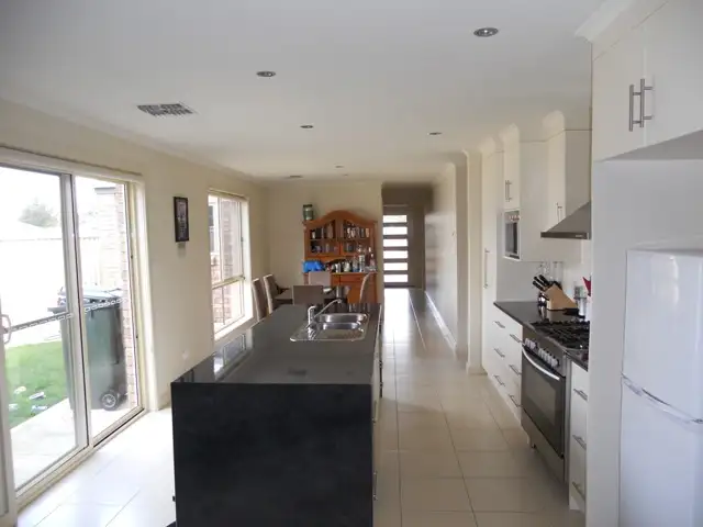 Fourth view of Homely house listing, 1/9 Queens Court, Mount Gambier SA 5290