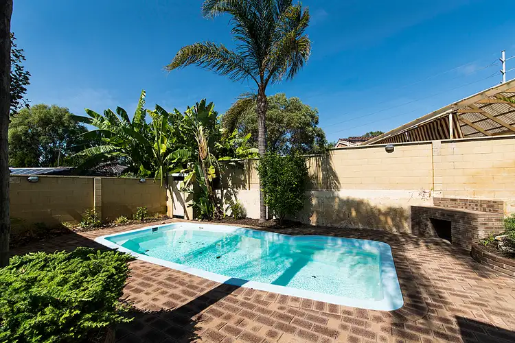 12 Silver Place, Carine WA 6020
