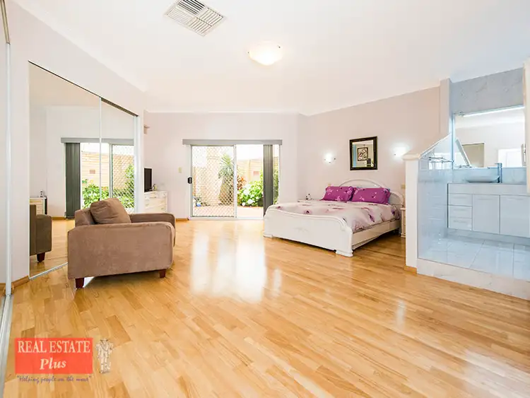 Seventh view of Homely house listing, 5 Lone Pine Way, Greenmount WA 6056