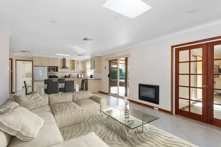 Fifth view of Homely house listing, 4 Rodinga Close, Rossmoyne WA 6148