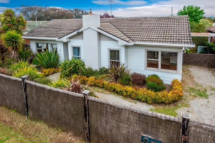 25 Barton Street, Kyneton VIC 3444