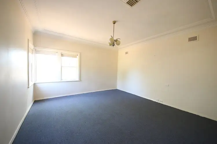 Third view of Homely house listing, 10 Gillis Avenue, Dubbo NSW 2830