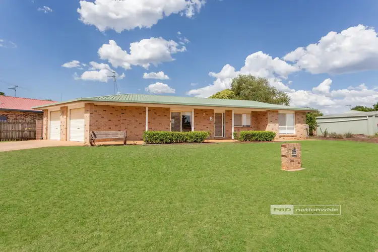 8 Bottlebrush Court, Glenvale QLD 4350