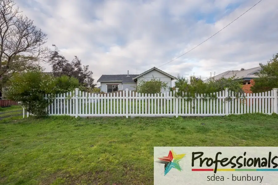 Main view of Homely house listing, 19 Mondak Place, Carey Park WA 6230