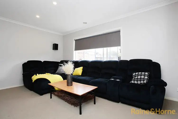 Fifth view of Homely house listing, 17 Fieldstone Crescent, Cranbourne North VIC 3977