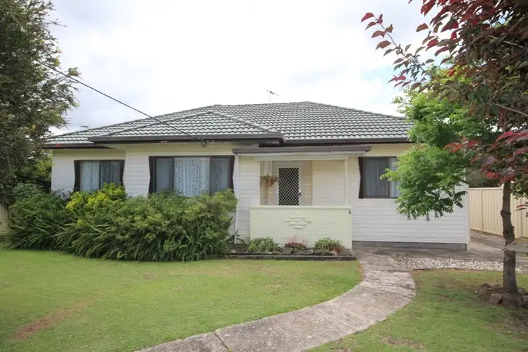 5 Lyndhurst Street, Taree NSW 2430