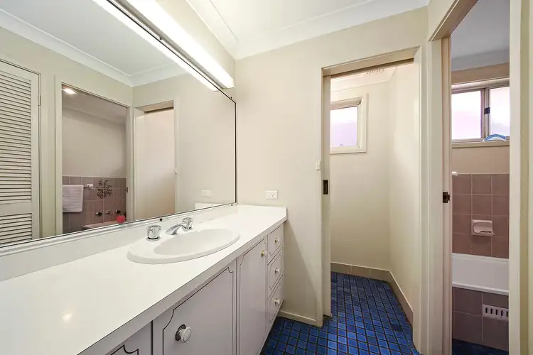 Sixth view of Homely house listing, 32 Aylesbury Crescent, Chipping Norton NSW 2170