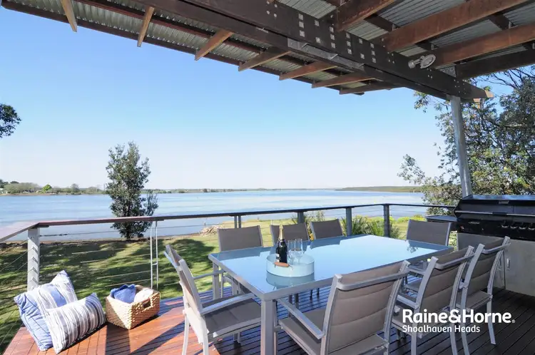 6 Hay Avenue, Shoalhaven Heads NSW 2535