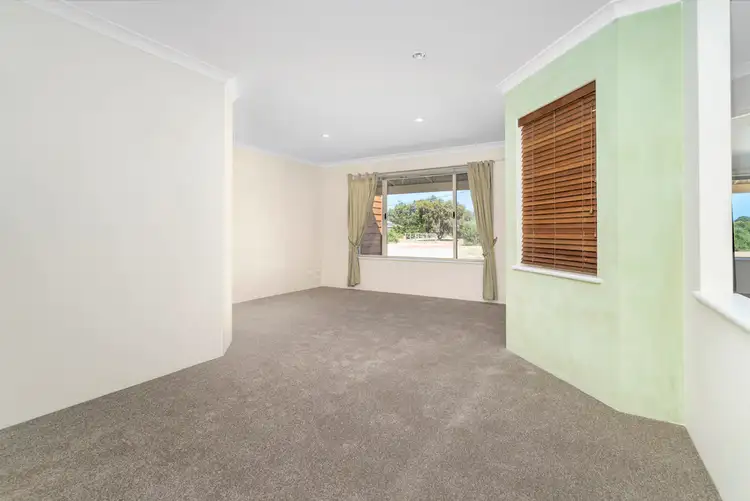 Fifth view of Homely house listing, 8 Avalon Court, Woorree WA 6530