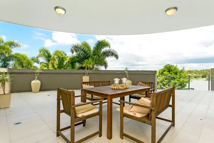 4/3046 Quay South Drive, Carrara QLD 4211