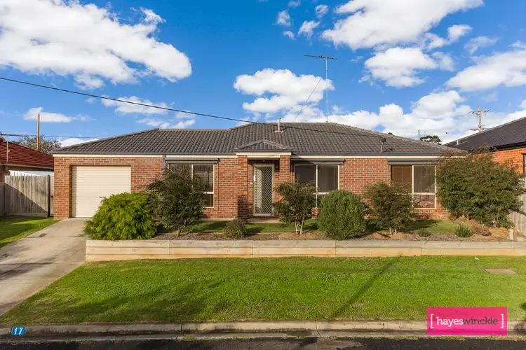 17 Enrob Court, Grovedale VIC 3216