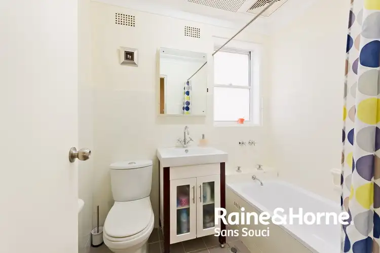 Fourth view of Homely apartment listing, 3/23 Hampton Court Road, Carlton NSW 2218