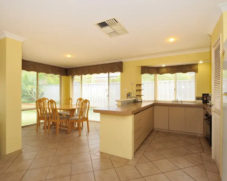 Seventh view of Homely house listing, 5 Violet Grove, Warnbro WA 6169