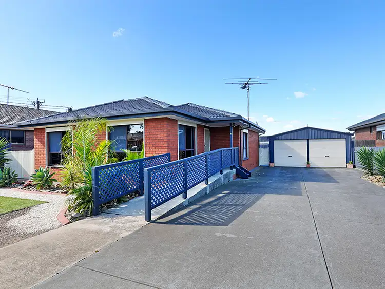 4 Hedgeley Road, Bell Park VIC 3215